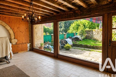 Townhouse for sale in Corvera de Toranzo, Cantabria, Spain 4 bedrooms, 576 sq.m. No. 172553 - photo 14