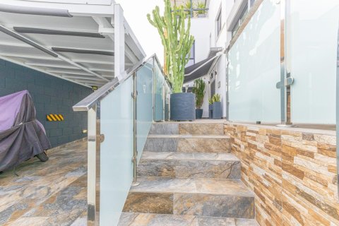 Huvila myytävänä Cabo Roig, Alicante, Espanja, 3 makuuhuonetta, 130 m2 No. 143795 - kuva 13