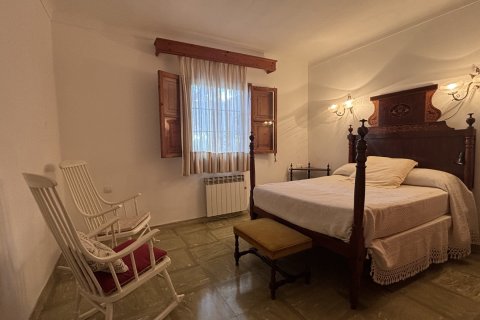 Villa for sale in Costa De La Calma, Mallorca, Spain 4 bedrooms, 370 sq.m. No. 143790 - photo 11