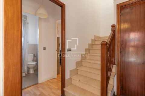 Huvila vuokrattavana Sant Cugat Del Valles, Barcelona, Espanja, 4 makuuhuonetta, 200 m2 No. 151026 - kuva 26