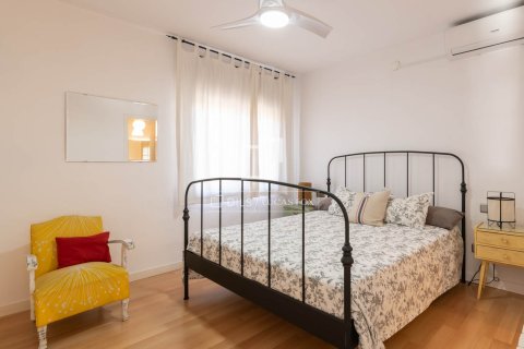 Huvila vuokrattavana Sant Cugat Del Valles, Barcelona, Espanja, 4 makuuhuonetta, 200 m2 No. 151026 - kuva 8