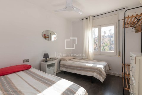 Huvila vuokrattavana Sant Cugat Del Valles, Barcelona, Espanja, 4 makuuhuonetta, 200 m2 No. 151026 - kuva 14