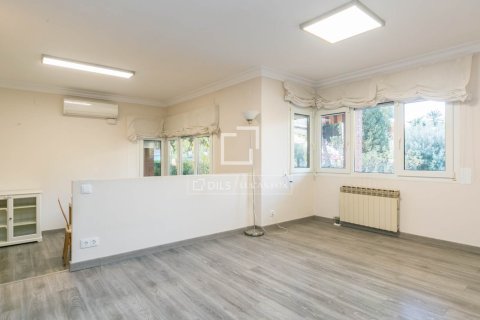 Willa w Gava, Barcelona, Hiszpania 6 sypialni, 244 mkw. nr 151021 – zdjęcie 5