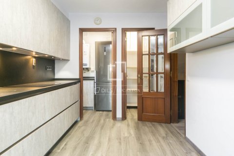 Willa w Gava, Barcelona, Hiszpania 6 sypialni, 244 mkw. nr 151021 – zdjęcie 17