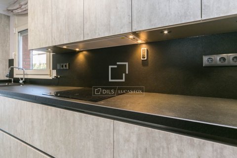 Willa w Gava, Barcelona, Hiszpania 6 sypialni, 244 mkw. nr 151021 – zdjęcie 16