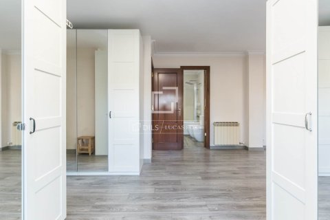 Willa w Gava, Barcelona, Hiszpania 6 sypialni, 244 mkw. nr 151021 – zdjęcie 30