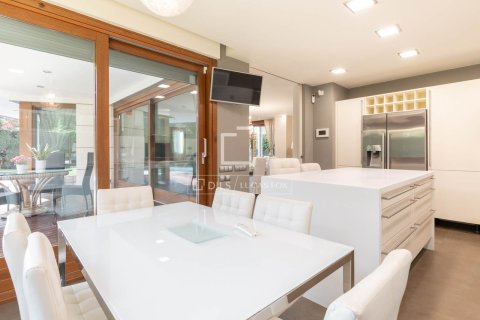 Villa à louer à Sant Cugat Del Valles, Barcelona, Espagne, 6 chambres, 500 m2 No. 151022 - photo 8