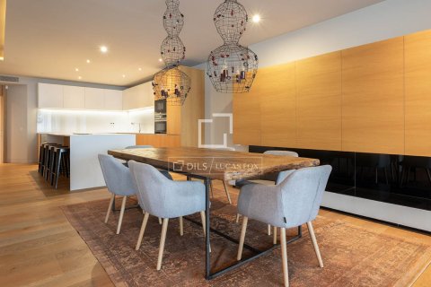 Apartment à louer à Barcelona, Espagne, 6 chambres, 398 m2 No. 151024 - photo 24