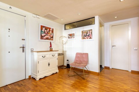 Wohnung zur Miete in Esplugues de Llobregat, Barcelona, Spanien 3 Schlafzimmer, 192 m2 Nr. 151027 - Foto 5