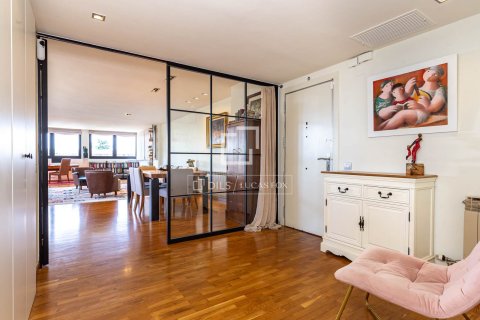 Wohnung zur Miete in Esplugues de Llobregat, Barcelona, Spanien 3 Schlafzimmer, 192 m2 Nr. 151027 - Foto 6