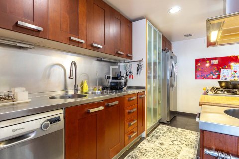 Wohnung zur Miete in Esplugues de Llobregat, Barcelona, Spanien 3 Schlafzimmer, 192 m2 Nr. 151027 - Foto 12