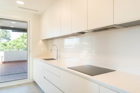 Dzīvoklis īrēšanai Castelldefels, Barcelona, Spānijā 2 istabas, 83 m2 Nr. 151025 - attēls 3