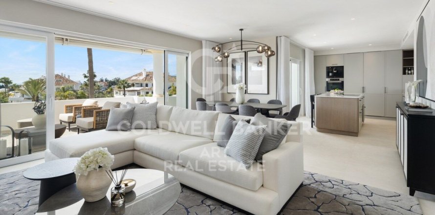 Dvīņu māja Marbella, Malaga, Spānijā 3 istabas, 157 m2 Nr. 159138