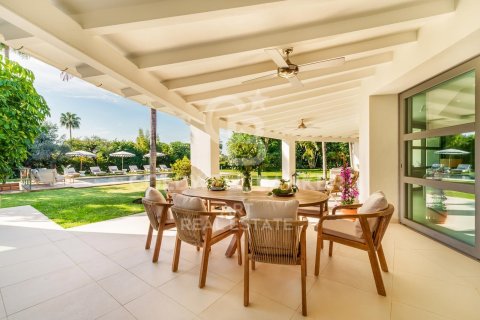 Villa en venta en Marbella, Málaga, España 5 dormitorios, 722 m2 No. 159142 - foto 11