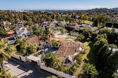 Villa en venta en Marbella, Málaga, España 5 dormitorios, 722 m2 No. 159142 - foto 15