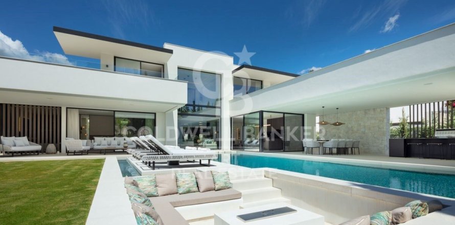 Вилла в Марбелья, Малага, Испания 5 спален, 667м2 №159140