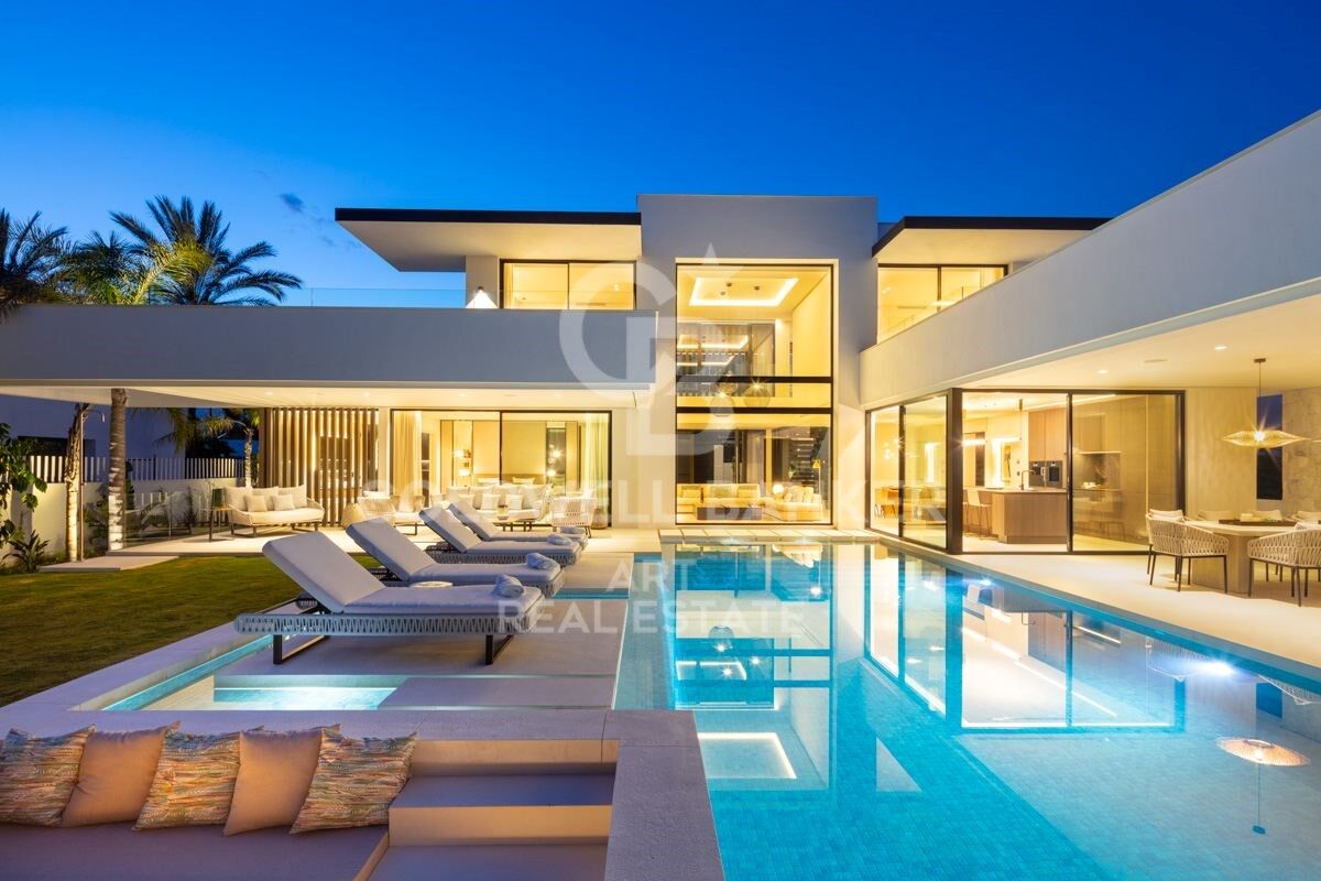 Huvila Marbella, Malaga, Espanja 5 makuuhuonetta, 667 m2 No. 159140