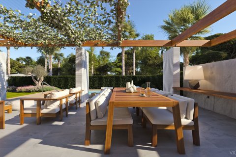 Villa for sale in Alicante, Spain 4 bedrooms, 196 sq.m. No. 143819 - photo 18