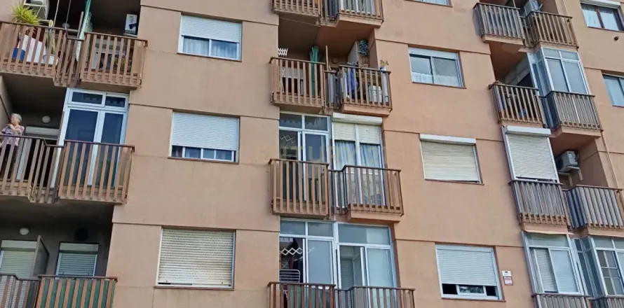 Wohnung in Mataro, Barcelona, Spanien 3 Schlafzimmer, 56 m2 Nr. 173972