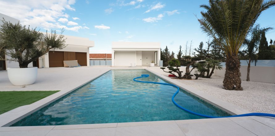 Villa i Benejuzar, Alicante, Spanien 4 sovrum, 166 kvm. Nr. 191033