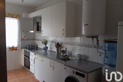 House for sale in Toledo, Spain 4 bedrooms, 185 sq.m. No. 185720 - photo 11