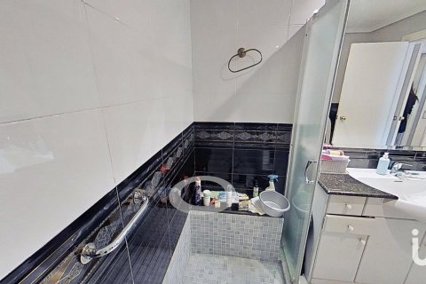 Apartamento en venta en Alcoy, Alicante, España 4 dormitorios, 140 m2 No. 185718 - foto 27