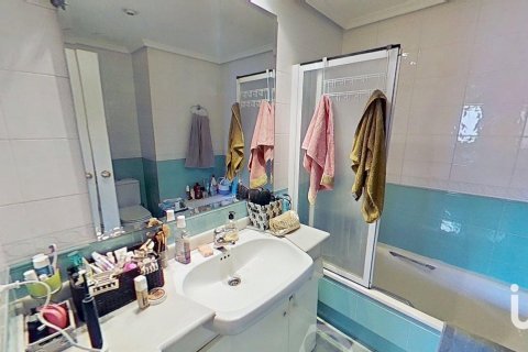 Apartamento en venta en Alcoy, Alicante, España 4 dormitorios, 140 m2 No. 185718 - foto 13