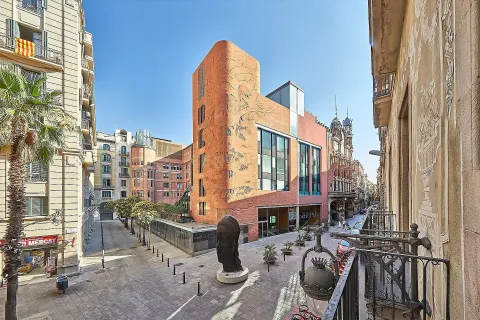 Oficina en venta en Barcelona, España 7 dormitorios, 512 m2 No. 181311 - foto 5