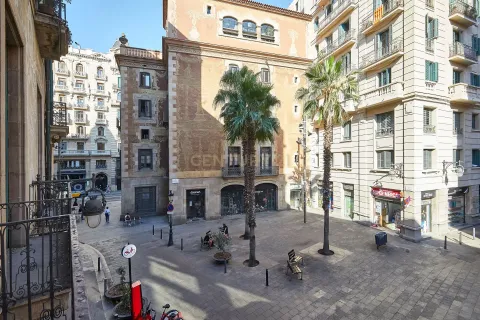 Oficina en venta en Barcelona, España 7 dormitorios, 512 m2 No. 181311 - foto 10