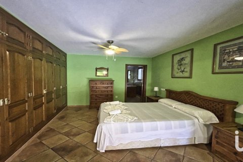 Dom w Calp, Alicante, Hiszpania 5 sypialni, 323 mkw. nr 153614 – zdjęcie 15