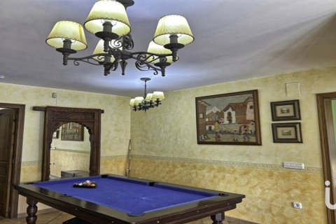 Dom w Calp, Alicante, Hiszpania 5 sypialni, 323 mkw. nr 153614 – zdjęcie 21