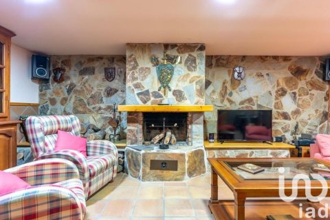 Сasa en venta en Tarragona, España 6 dormitorios, 520 m2 No. 153611 - foto 22