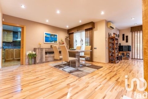 Сasa en venta en Tarragona, España 6 dormitorios, 520 m2 No. 153611 - foto 8