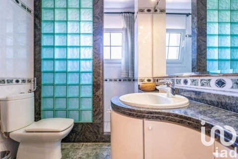 Сasa en venta en Tarragona, España 6 dormitorios, 520 m2 No. 153611 - foto 21