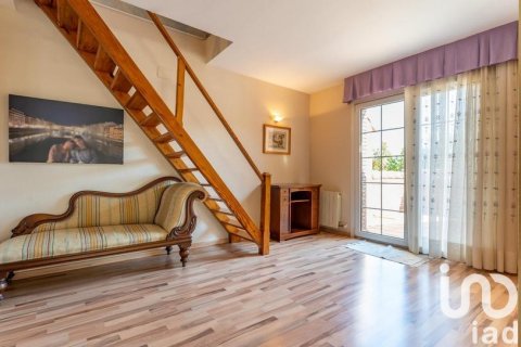 Сasa en venta en Tarragona, España 6 dormitorios, 520 m2 No. 153611 - foto 9