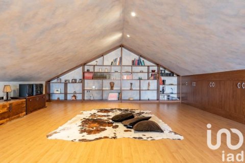 Сasa en venta en Tarragona, España 6 dormitorios, 520 m2 No. 153611 - foto 16