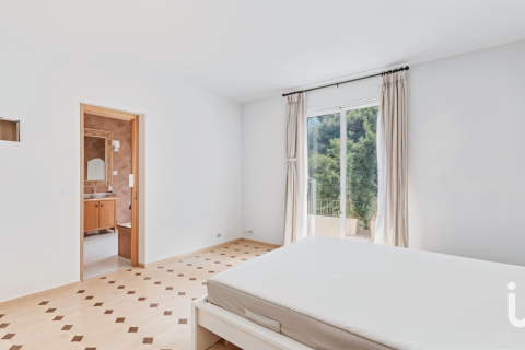 Māja pārdošanā Marbella, Malaga, Spānijā 4 istabas, 229 m2 Nr. 153615 - attēls 17