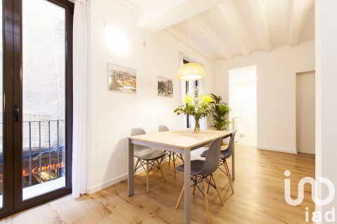 Apartment à vendre à Barcelona, Espagne, 2 chambres, 76 m2 No. 153612 - photo 11