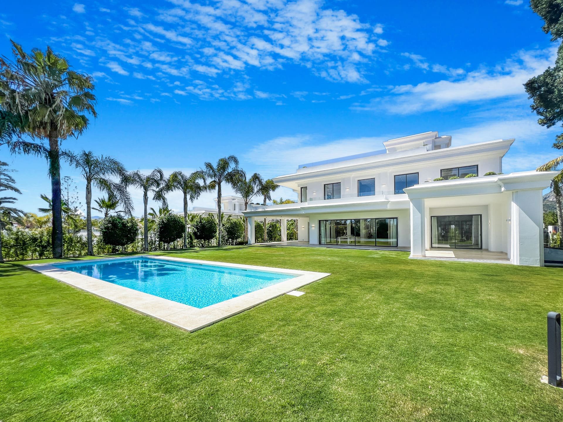 Villa à Marbella, Malaga, Espagne 6 chambres, 647 m2 No. 134533