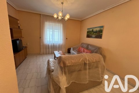Apartamento en venta en Ciudad Rodrigo, Salamanca, España 3 dormitorios, 100 m2 No. 185431 - foto 6