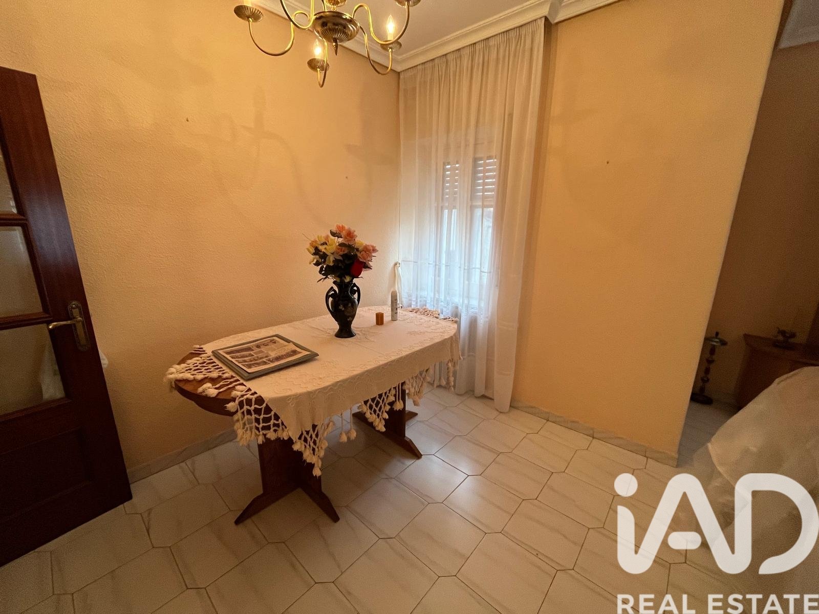 Apartment in Ciudad Rodrigo, Salamanca, Spain 3 bedrooms, 100 sq.m. No. 185431