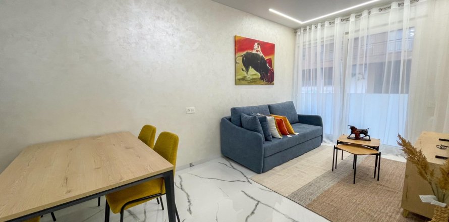 Appartamento a Torrevieja, Alicante, Spagna 2 camere da letto, 100 mq. N° 152080