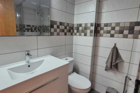 Villetta a schiera in vendita a La Rosaleda, Alicante, Spagna 3 camere da letto, 72 mq. N° 152077 - foto 13