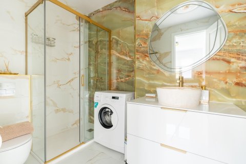 Townhouse for sale in Punta Prima, Alicante, Spain 4 bedrooms, 163 sq.m. No. 152078 - photo 21