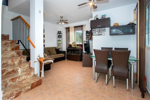 Villetta a schiera in vendita a Villamartin, Alicante, Spagna 2 camere da letto, 79 mq. N° 152081 - foto 8