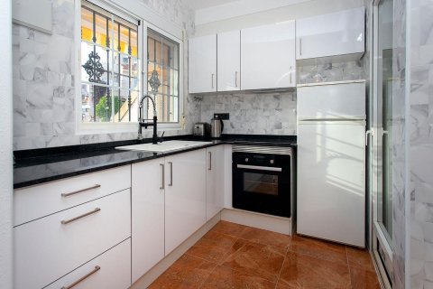 Villetta a schiera in vendita a Villamartin, Alicante, Spagna 2 camere da letto, 79 mq. N° 152081 - foto 11