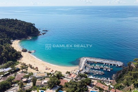 Villa pārdošanā Lloret de Mar, Girona, Spānijā 4 istabas, 150 m2 Nr. 177269 - attēls 4