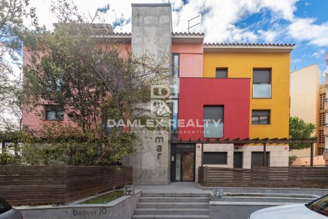 Takvåning i Platja D'aro, Girona, Spanien 3 sovrum, 76 kvm. Nr. 177267