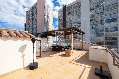 Takvåning till salu i Platja D'aro, Girona, Spanien 3 sovrum, 76 kvm. Nr. 177267 - foto 4