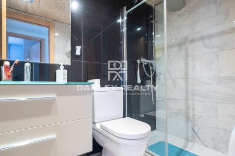 Takvåning till salu i Platja D'aro, Girona, Spanien 3 sovrum, 76 kvm. Nr. 177267 - foto 10